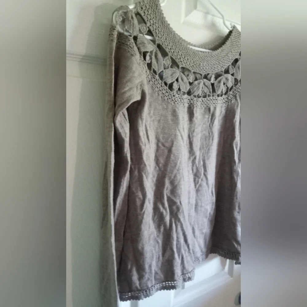 Ulla Johnson Open Floral Open-Crochet Italian Yard Sweater - Size: M
